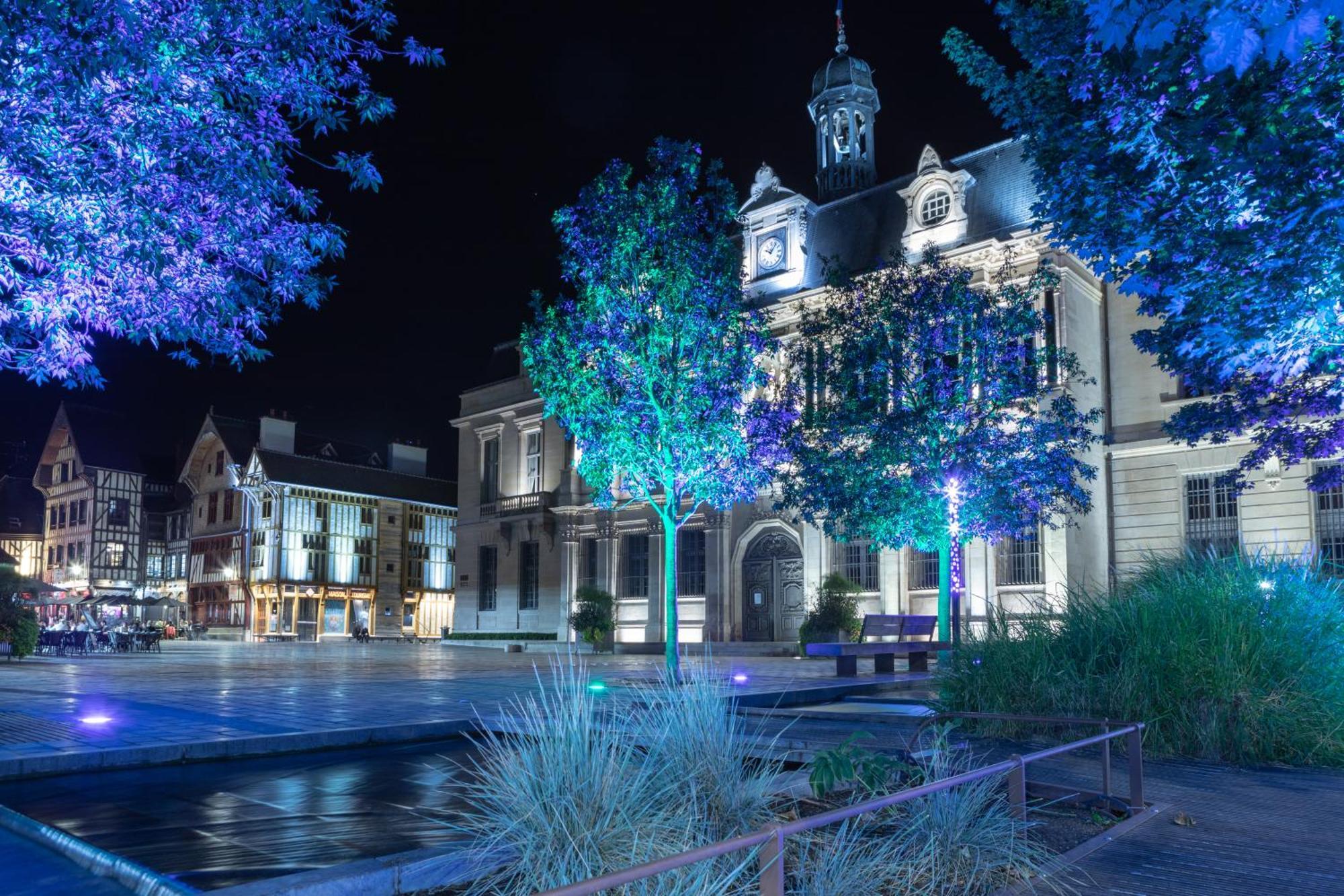La Flute Enchantee Troyes Dış mekan fotoğraf
